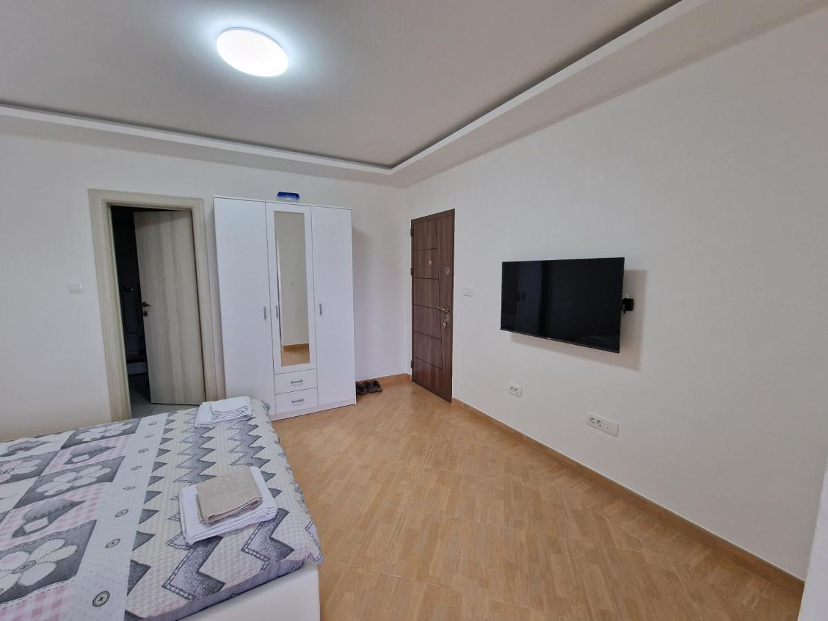 Apartman Tolosi Podgorica Extérieur photo