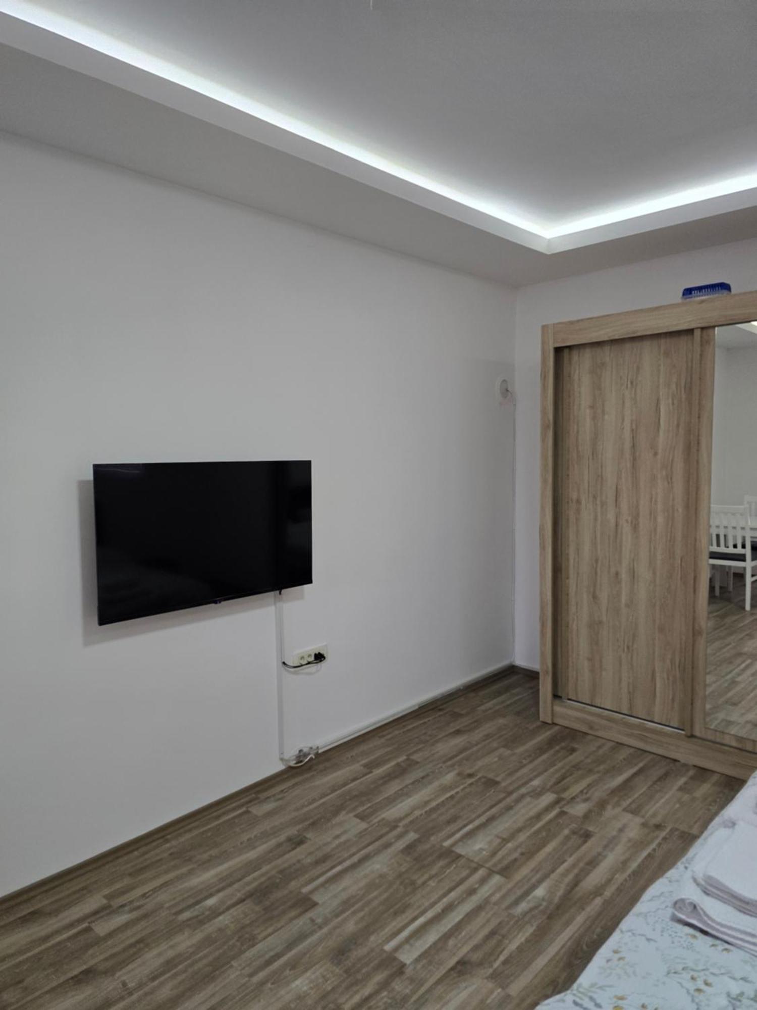 Apartman Tolosi Podgorica Extérieur photo
