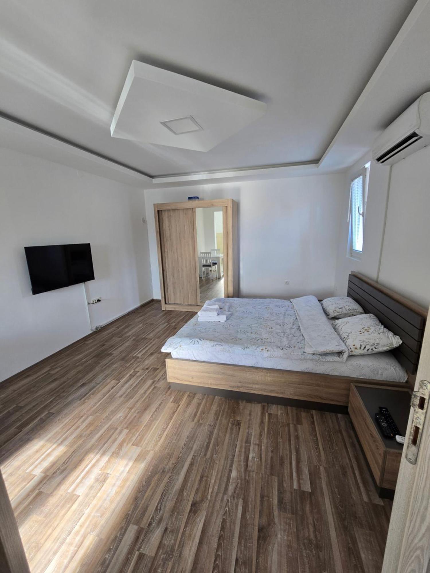 Apartman Tolosi Podgorica Extérieur photo